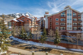 Grand Lodge 1-Bedroom Condo with Mountain Views condo, Crested Butte